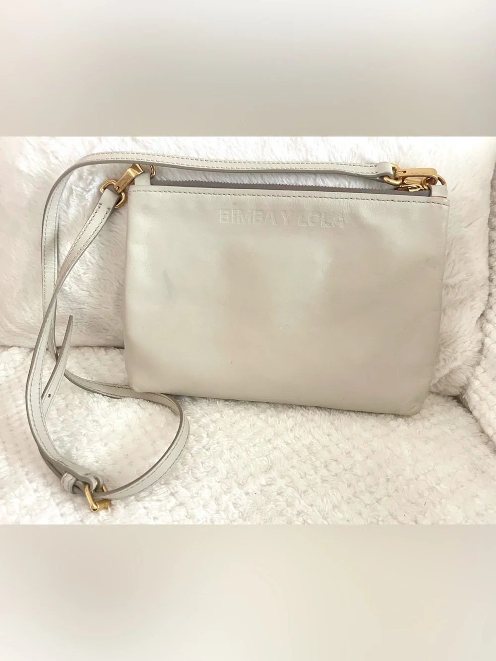Bimba Y Lola Leather Adjustable Crossbody Stonewhite Goldtone Hardware Zip 7x10